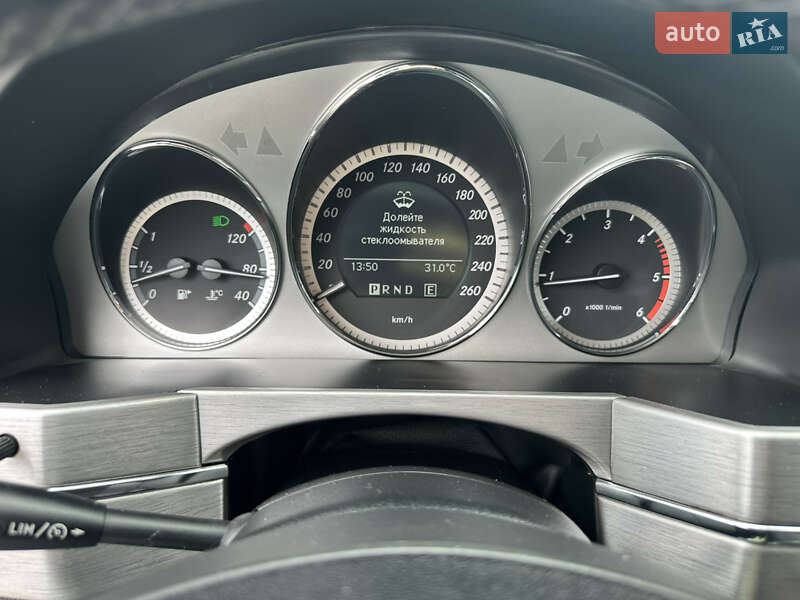 Внедорожник / Кроссовер Mercedes-Benz GLK-Class 2011 в Киеве