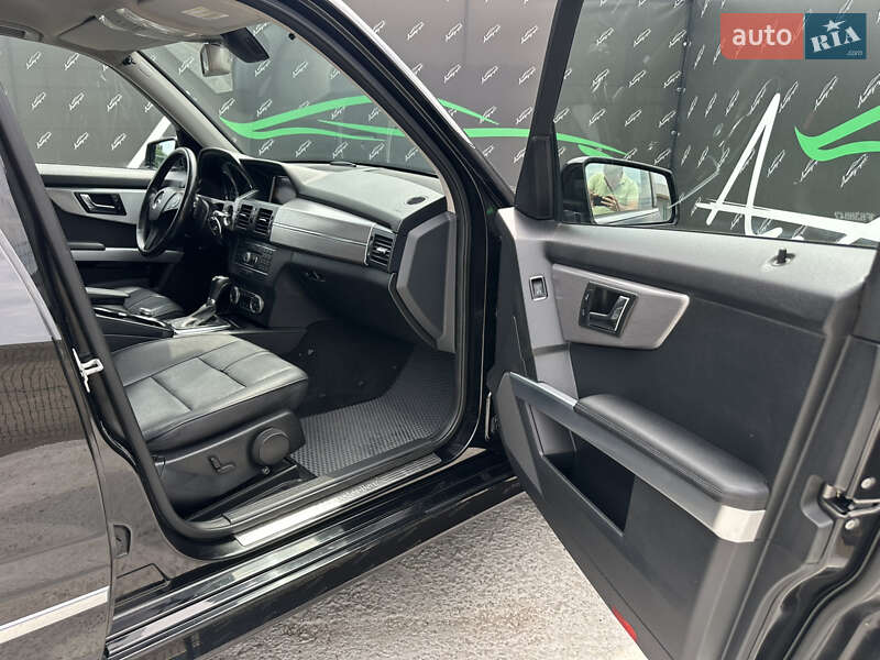 Внедорожник / Кроссовер Mercedes-Benz GLK-Class 2011 в Киеве