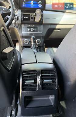 Внедорожник / Кроссовер Mercedes-Benz GLK-Class 2011 в 