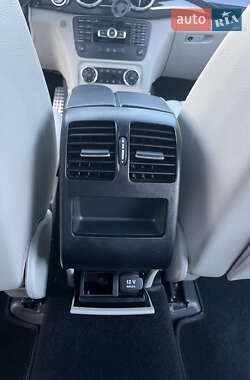 Внедорожник / Кроссовер Mercedes-Benz GLK-Class 2013 в 