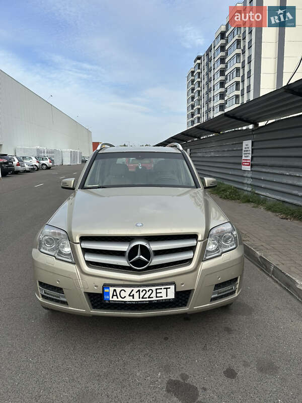 Внедорожник / Кроссовер Mercedes-Benz GLK-Class 2010 в Луцке