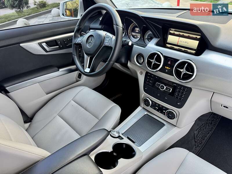 Позашляховик / Кросовер Mercedes-Benz GLK-Class 2014 в Києві