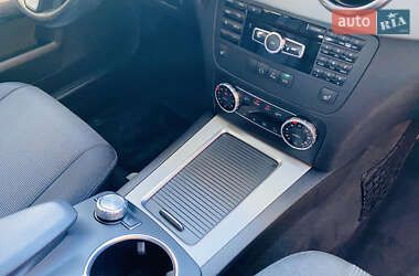 Внедорожник / Кроссовер Mercedes-Benz GLK-Class 2014 в 