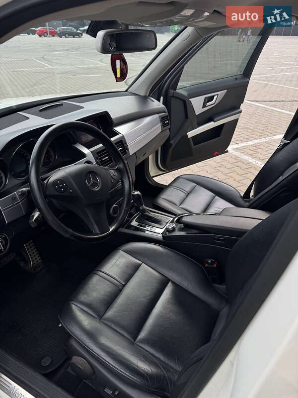 Внедорожник / Кроссовер Mercedes-Benz GLK-Class 2009 в Киеве фото 6 Внедорожник / Кроссовер Mercedes-Benz GLK-Class 2009 в Киеве