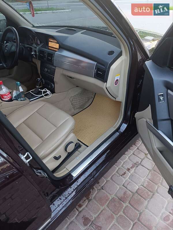Внедорожник / Кроссовер Mercedes-Benz GLK-Class 2011 в Ивано-Франковске