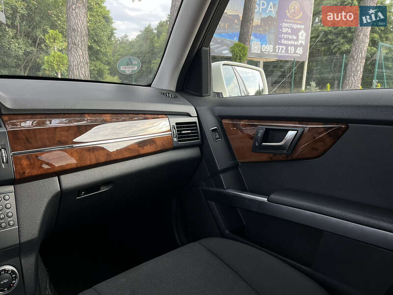 Внедорожник / Кроссовер Mercedes-Benz GLK-Class 2012 в Ровно