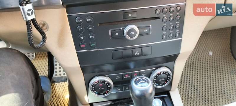 Купе Mercedes-Benz GLK-Class 2010 в Шепетівці