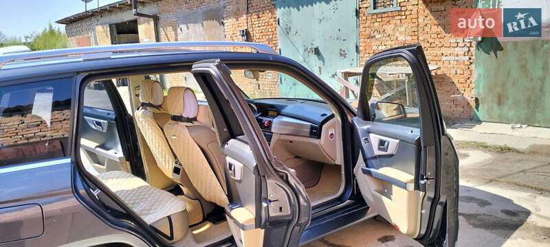 Купе Mercedes-Benz GLK-Class 2010 в Шепетівці