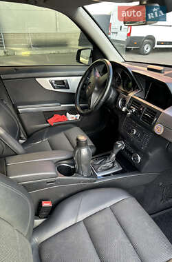 Позашляховик / Кросовер Mercedes-Benz GLK-Class 2009 в 