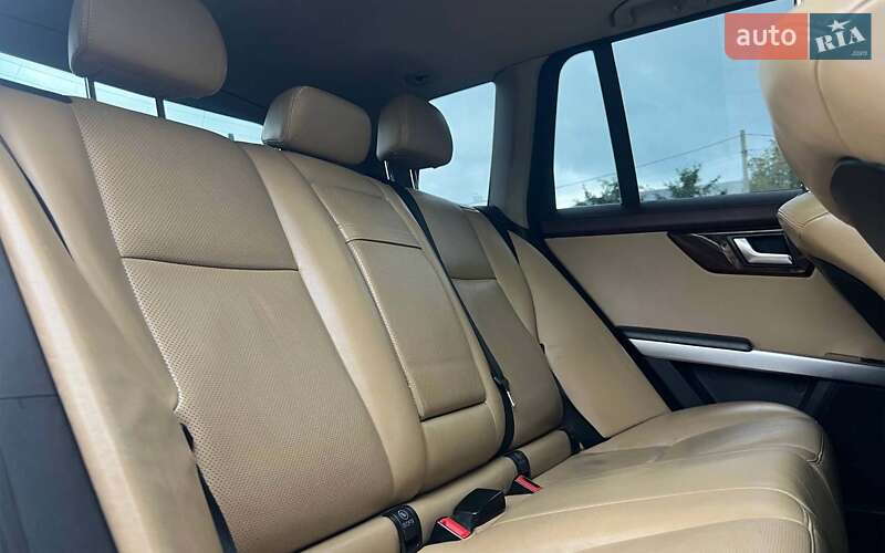 Внедорожник / Кроссовер Mercedes-Benz GLK-Class 2012 в Ивано-Франковске фото 20 Внедорожник / Кроссовер Mercedes-Benz GLK-Class 2012 в Ивано-Франковске