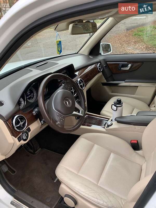 Внедорожник / Кроссовер Mercedes-Benz GLK-Class 2012 в Кропивницком фото 4 Внедорожник / Кроссовер Mercedes-Benz GLK-Class 2012 в Кропивницком