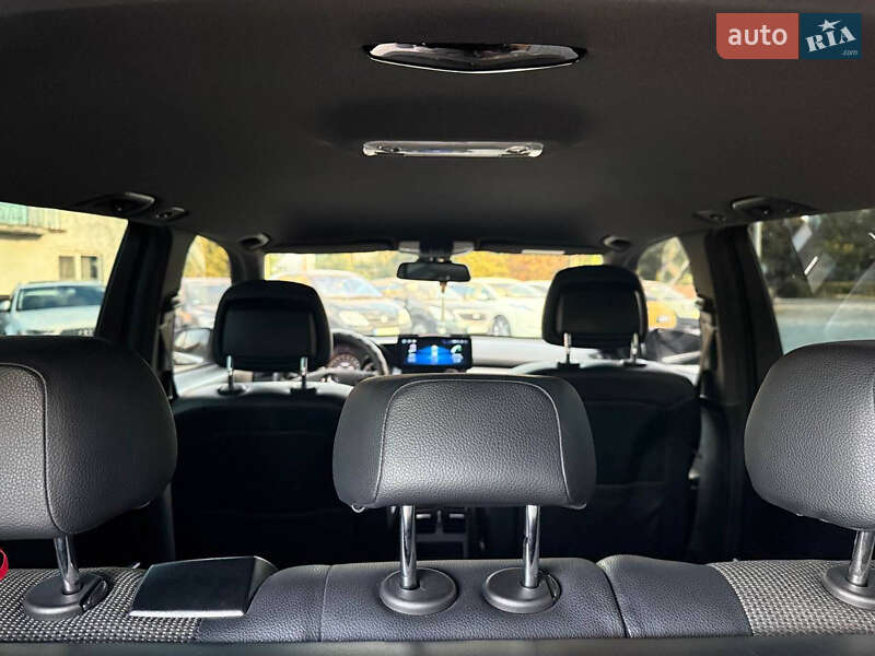 Внедорожник / Кроссовер Mercedes-Benz GLK-Class 2011 в Дубно