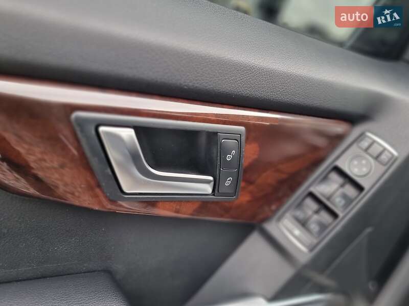 Внедорожник / Кроссовер Mercedes-Benz GLK-Class 2013 в Киеве
