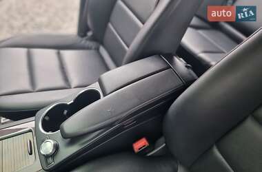 Позашляховик / Кросовер Mercedes-Benz GLK-Class 2013 в 