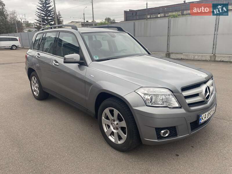 Внедорожник / Кроссовер Mercedes-Benz GLK-Class 2010 в Киеве