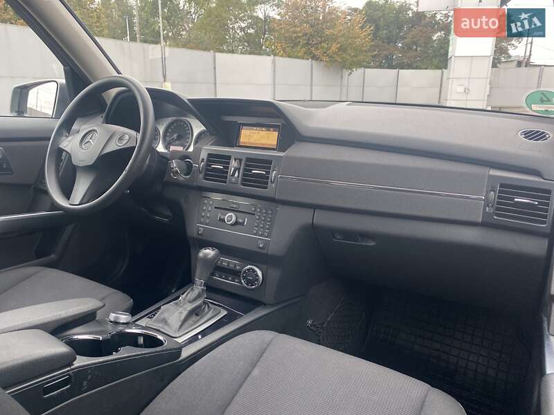 Внедорожник / Кроссовер Mercedes-Benz GLK-Class 2010 в Киеве