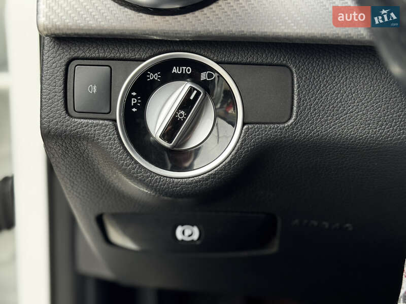 Позашляховик / Кросовер Mercedes-Benz GLK-Class 2012 в Житомирі