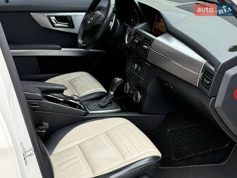 Позашляховик / Кросовер Mercedes-Benz GLK-Class 2008 в Одесі фото 17 Позашляховик / Кросовер Mercedes-Benz GLK-Class 2008 в Одесі