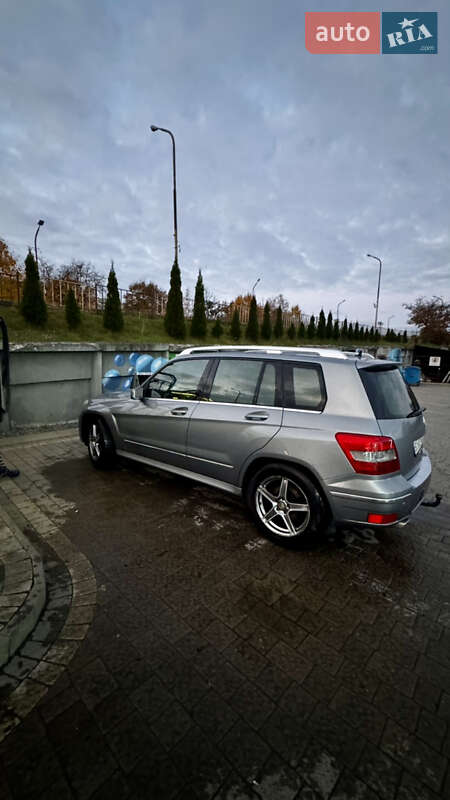 Внедорожник / Кроссовер Mercedes-Benz GLK-Class 2010 в Дрогобыче