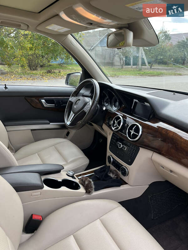 Внедорожник / Кроссовер Mercedes-Benz GLK-Class 2015 в Измаиле фото 11 Внедорожник / Кроссовер Mercedes-Benz GLK-Class 2015 в Измаиле