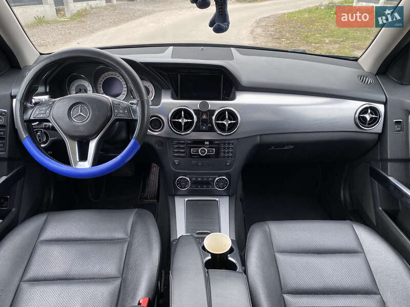 Позашляховик / Кросовер Mercedes-Benz GLK-Class 2014 в Зубрі фото 8 Позашляховик / Кросовер Mercedes-Benz GLK-Class 2014 в Зубрі
