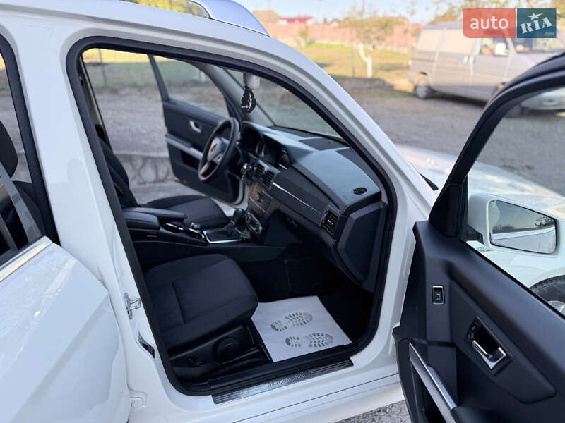 Позашляховик / Кросовер Mercedes-Benz GLK-Class 2011 в Новоселиці фото 18 Позашляховик / Кросовер Mercedes-Benz GLK-Class 2011 в Новоселиці