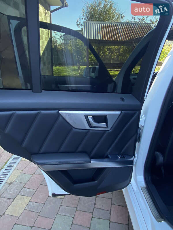 Позашляховик / Кросовер Mercedes-Benz GLK-Class 2012 в Рівному