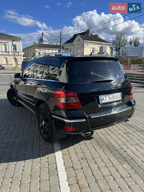 Внедорожник / Кроссовер Mercedes-Benz GLK-Class 2010 в Коломые фото 13 Внедорожник / Кроссовер Mercedes-Benz GLK-Class 2010 в Коломые