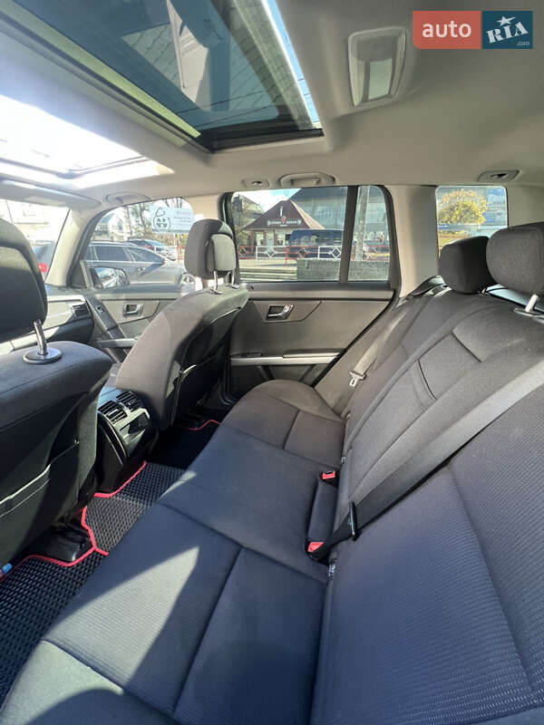 Внедорожник / Кроссовер Mercedes-Benz GLK-Class 2010 в Коломые фото 27 Внедорожник / Кроссовер Mercedes-Benz GLK-Class 2010 в Коломые