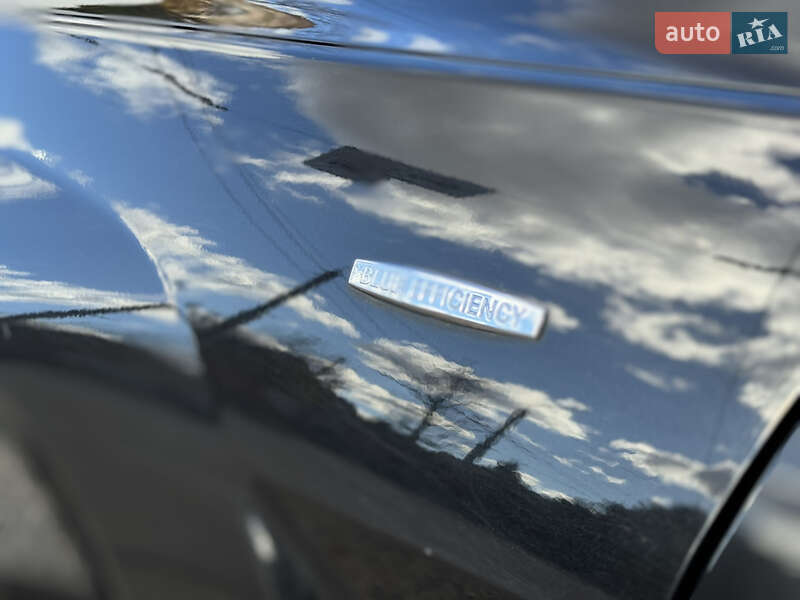 Внедорожник / Кроссовер Mercedes-Benz GLK-Class 2011 в Черновцах