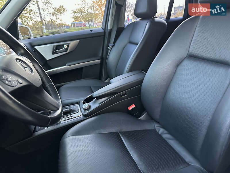 Позашляховик / Кросовер Mercedes-Benz GLK-Class 2010 в Кропивницькому фото 24 Позашляховик / Кросовер Mercedes-Benz GLK-Class 2010 в Кропивницькому