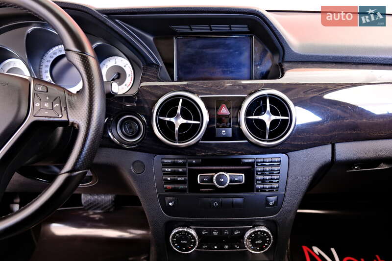 Позашляховик / Кросовер Mercedes-Benz GLK-Class 2015 в Одесі фото 19 Позашляховик / Кросовер Mercedes-Benz GLK-Class 2015 в Одесі