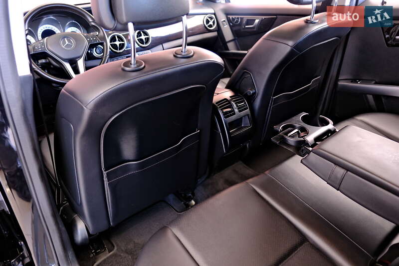 Позашляховик / Кросовер Mercedes-Benz GLK-Class 2015 в Одесі фото 34 Позашляховик / Кросовер Mercedes-Benz GLK-Class 2015 в Одесі
