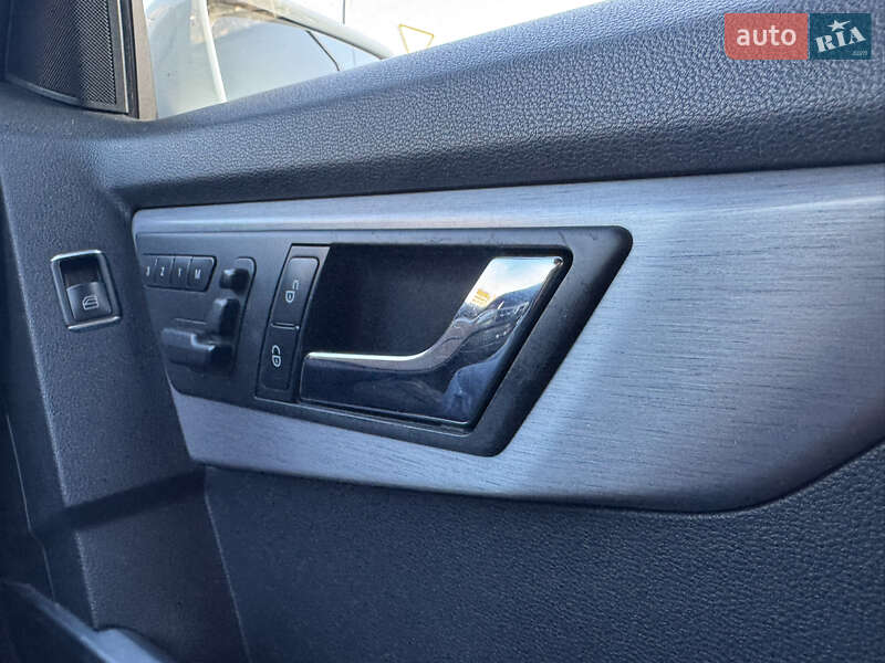 Позашляховик / Кросовер Mercedes-Benz GLK-Class 2010 в Львові фото 13 Позашляховик / Кросовер Mercedes-Benz GLK-Class 2010 в Львові