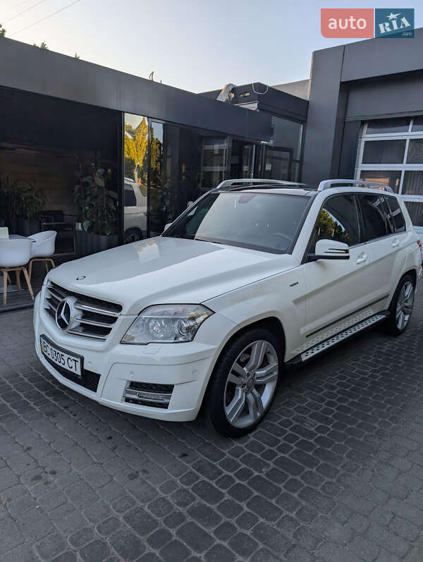 Позашляховик / Кросовер Mercedes-Benz GLK-Class 2010 в Львові фото 2 Позашляховик / Кросовер Mercedes-Benz GLK-Class 2010 в Львові