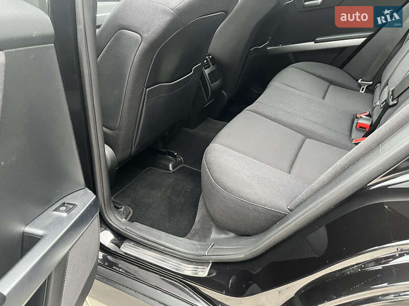 Внедорожник / Кроссовер Mercedes-Benz GLK-Class 2011 в Калуше фото 19 Внедорожник / Кроссовер Mercedes-Benz GLK-Class 2011 в Калуше