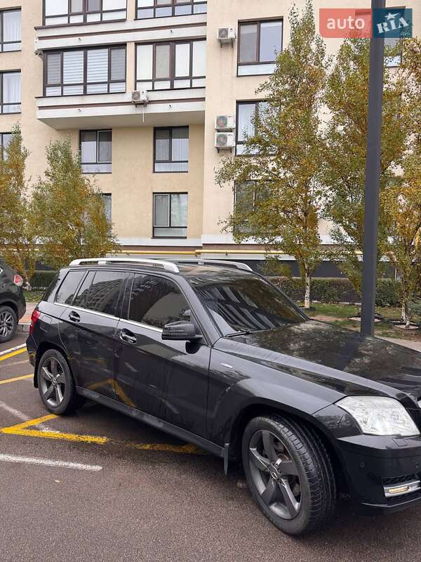 Позашляховик / Кросовер Mercedes-Benz GLK-Class 2011 в Києві фото 4 Позашляховик / Кросовер Mercedes-Benz GLK-Class 2011 в Києві