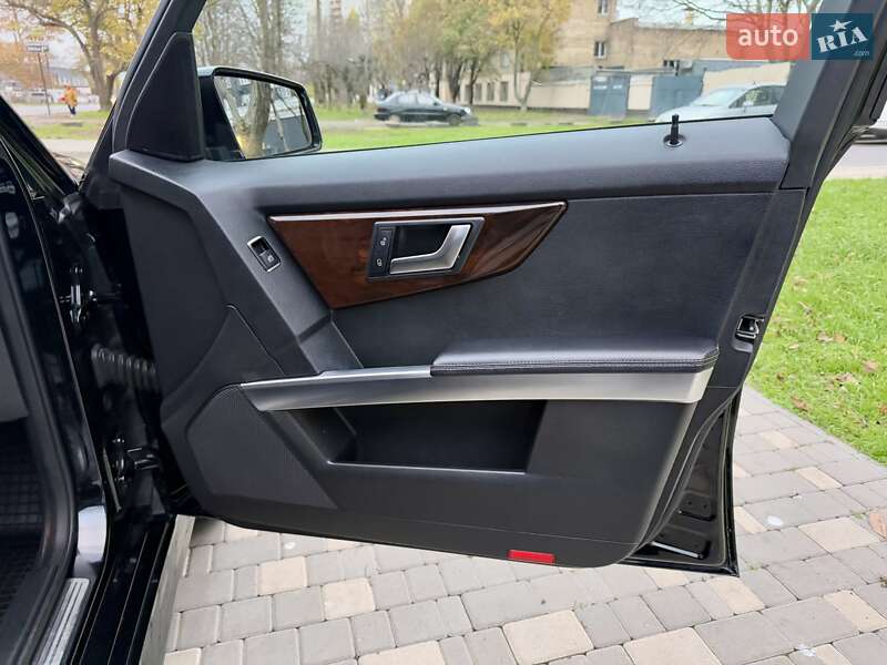 Позашляховик / Кросовер Mercedes-Benz GLK-Class 2013 в Одесі фото 48 Позашляховик / Кросовер Mercedes-Benz GLK-Class 2013 в Одесі