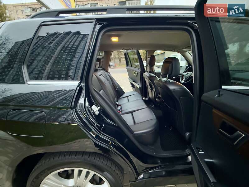 Позашляховик / Кросовер Mercedes-Benz GLK-Class 2013 в Одесі фото 70 Позашляховик / Кросовер Mercedes-Benz GLK-Class 2013 в Одесі