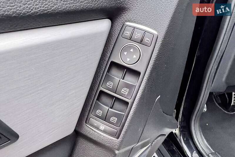 Позашляховик / Кросовер Mercedes-Benz GLK-Class 2013 в Одесі фото 38 Позашляховик / Кросовер Mercedes-Benz GLK-Class 2013 в Одесі