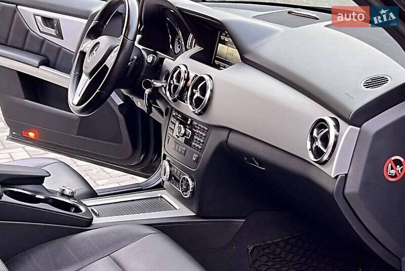 Позашляховик / Кросовер Mercedes-Benz GLK-Class 2013 в Одесі фото 41 Позашляховик / Кросовер Mercedes-Benz GLK-Class 2013 в Одесі
