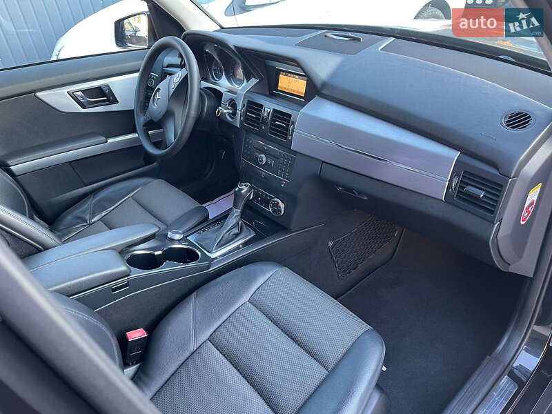 Внедорожник / Кроссовер Mercedes-Benz GLK-Class 2011 в Ровно