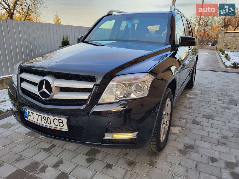 Mercedes-Benz GLK-Class 2011
