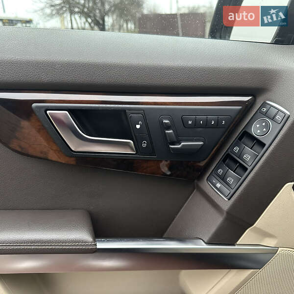 Внедорожник / Кроссовер Mercedes-Benz GLK-Class 2013 в Ровно