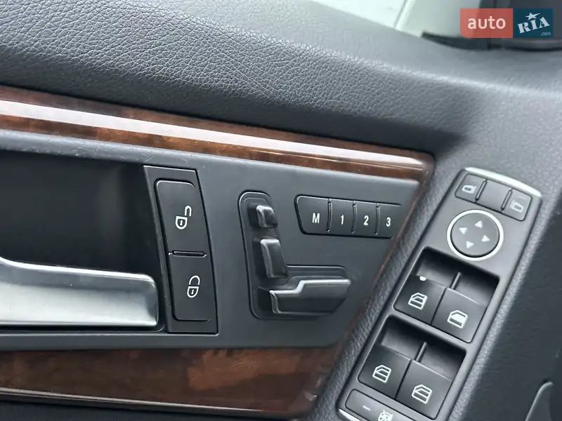 Mercedes-Benz GLK-Class 2014 VIN WDCGG0EB3EG317218 фото оголошення 52 з 109