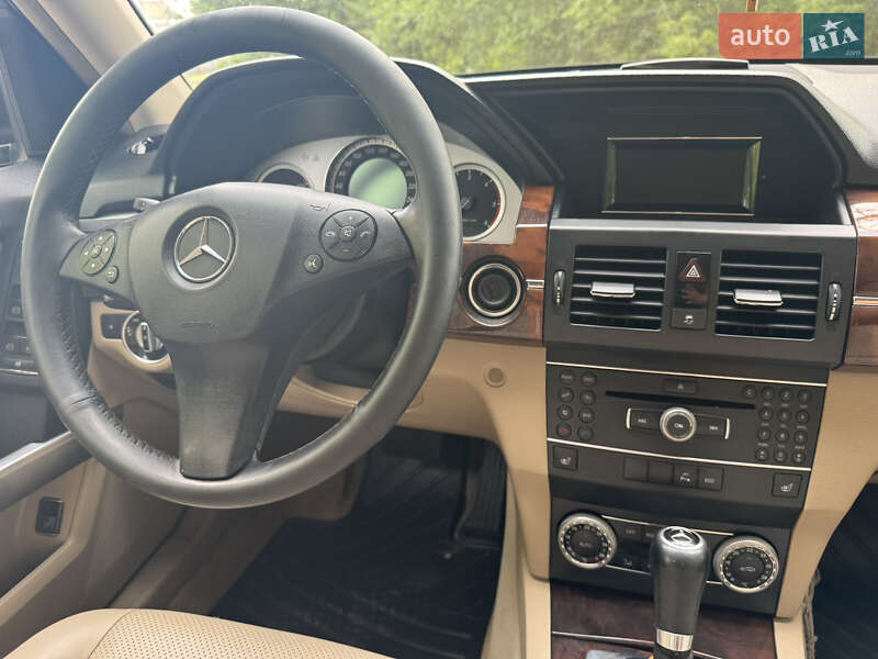 Позашляховик / Кросовер Mercedes-Benz GLK-Class 2011 в Києві