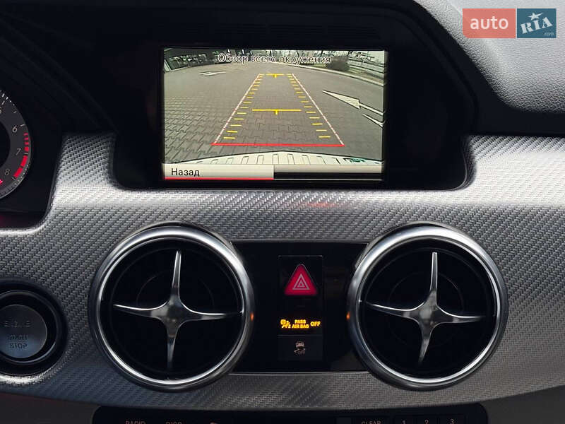 Позашляховик / Кросовер Mercedes-Benz GLK-Class 2014 в Києві