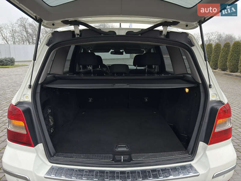 Внедорожник / Кроссовер Mercedes-Benz GLK-Class 2011 в Черновцах