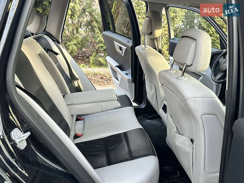 Внедорожник / Кроссовер Mercedes-Benz GLK-Class 2010 в Ровно