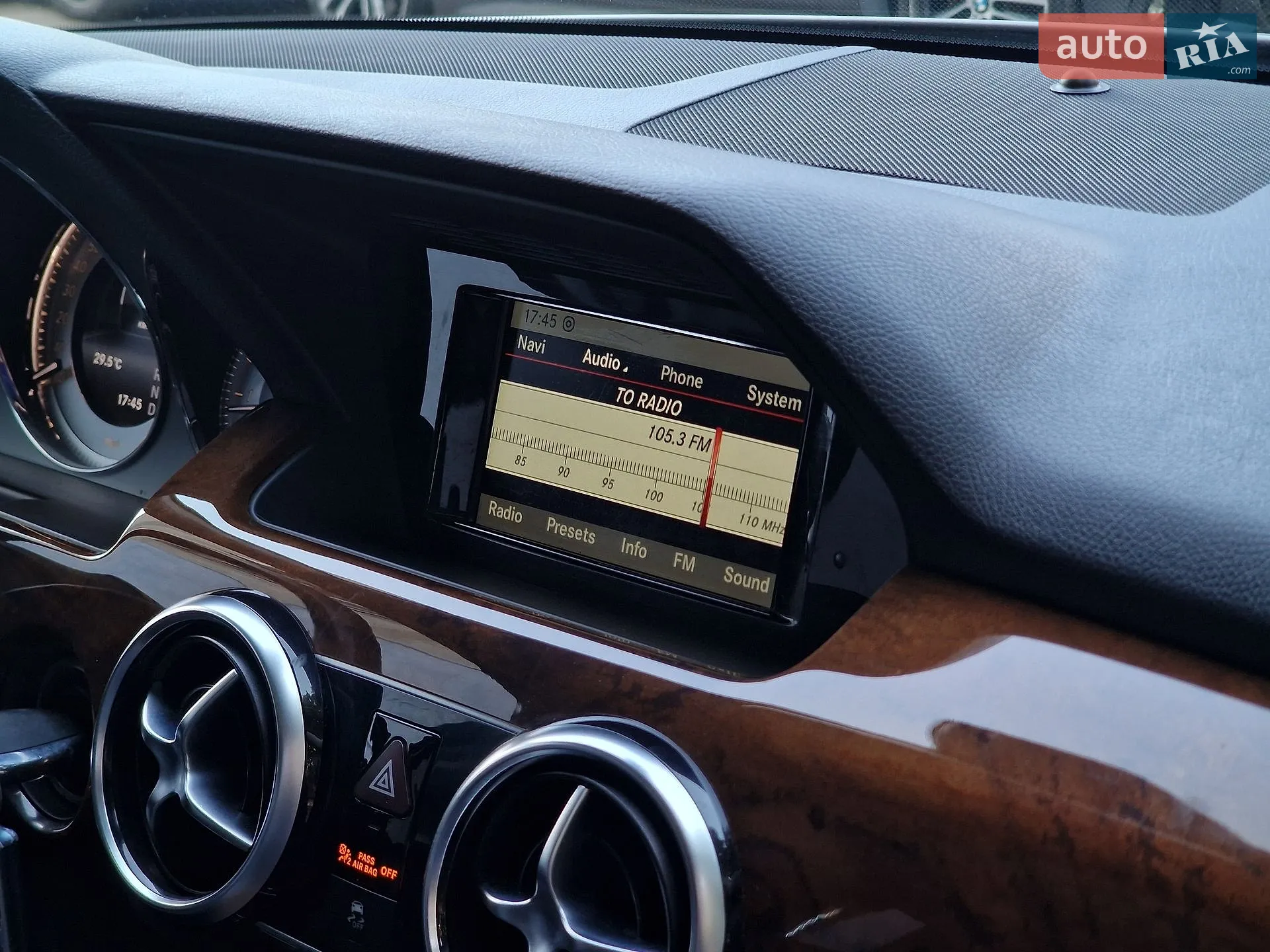 2015 Mercedes-Benz GLK-klasse - мініатюра 48